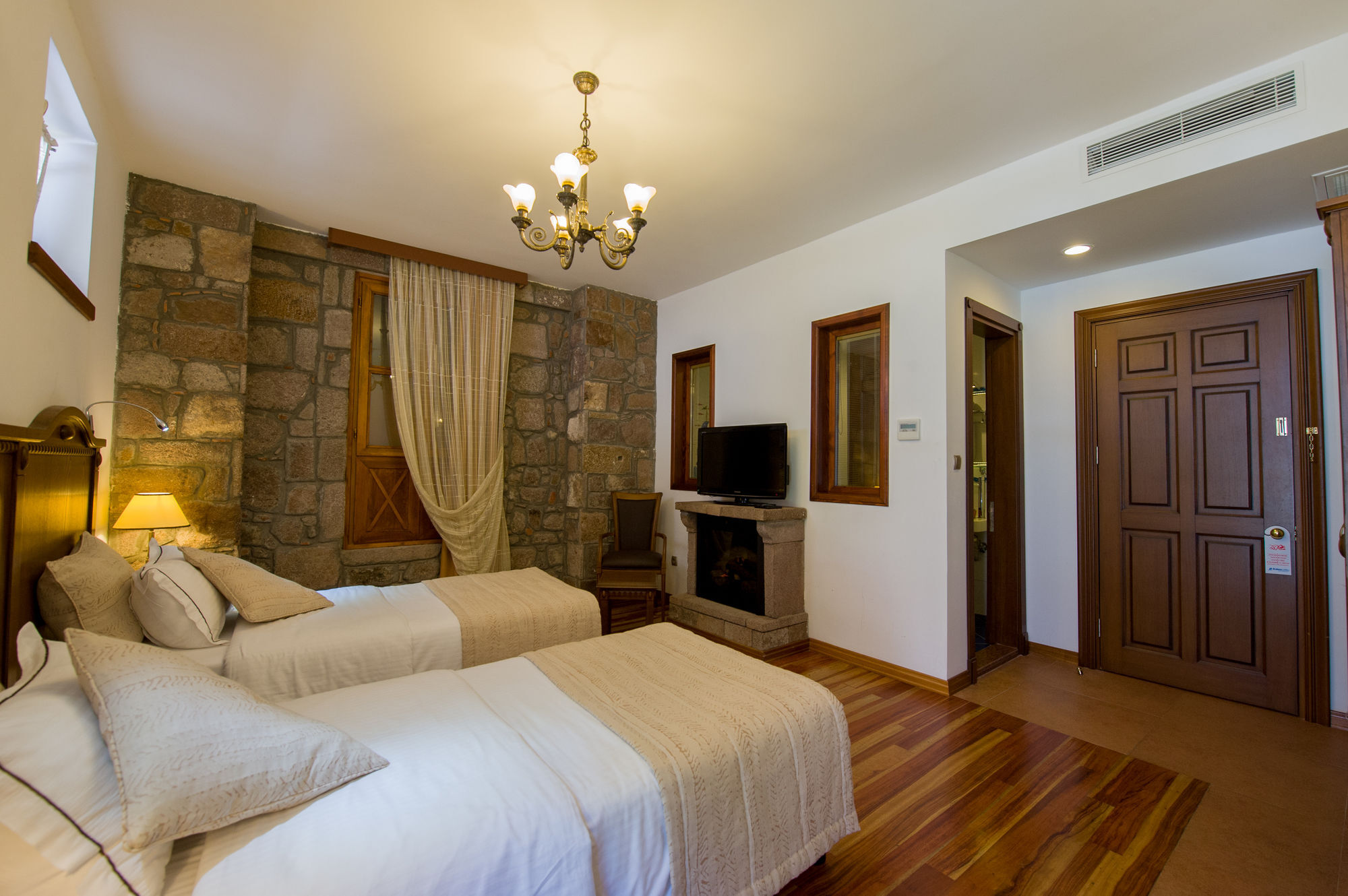 Assos Nazlihan Hotel - Special Category מראה חיצוני תמונה